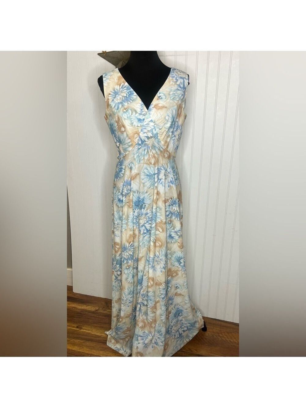 1970’s Floral Blue and Tan Women's Maxi Dress Size 10